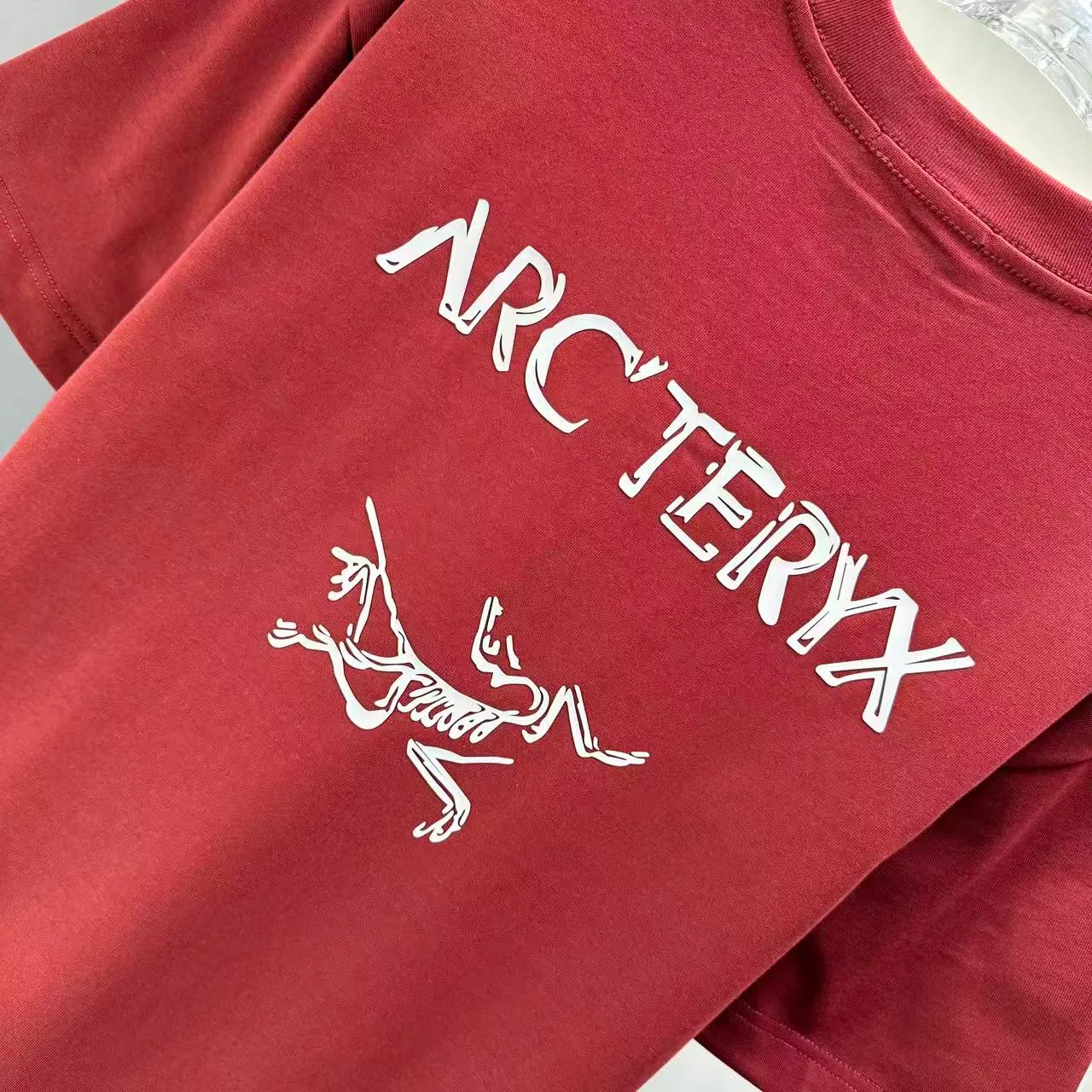 ARC 2026 New Arrival T logo ：Black White Brown Sizes：S M L XL XXL